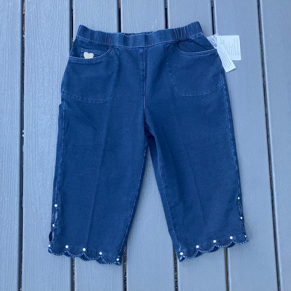 Y2K scalloped hem rhinestone capris with heart, 2000s coquette